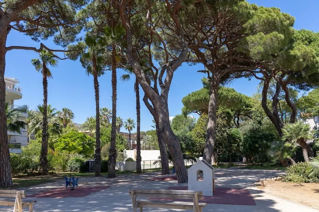 Studio Contemporain Blue Lagoon 3 Etoiles Hyeres France