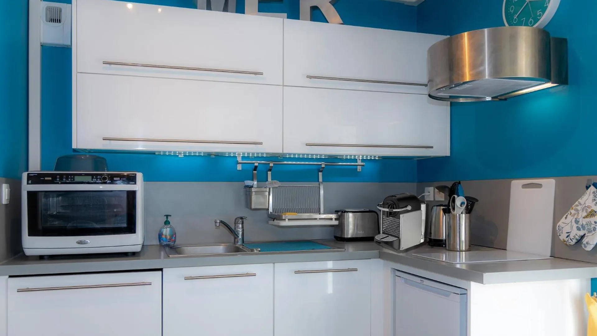 Apartment Studio Contemporain Blue Lagoon 3 Etoiles Hyeres
